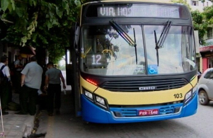 Transporte em Divinópolis: comparação de preços entre ônibus, táxi, mototáxi e apps