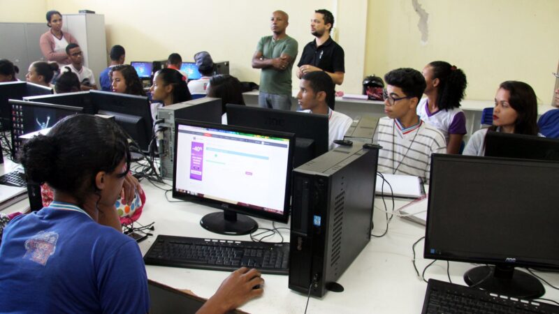 Bahia abre inscrições para processo seletivo com mais de 3.600 vagas na educação