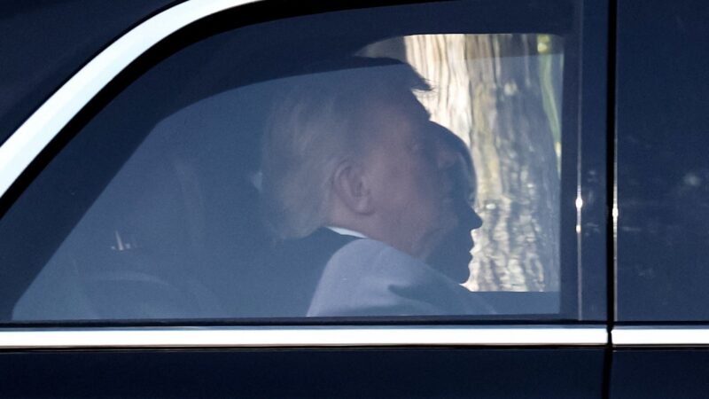 Trump participa de julgamento histórico na Suprema Corte sobre cidadania por nascimento nos EUA