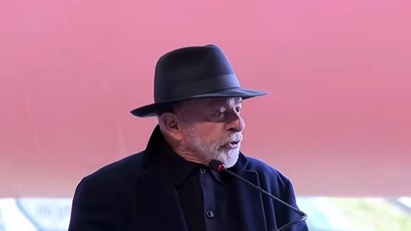 Lula homenageia vítimas do terremoto na Venezuela e envia ministro da Defesa para apoio