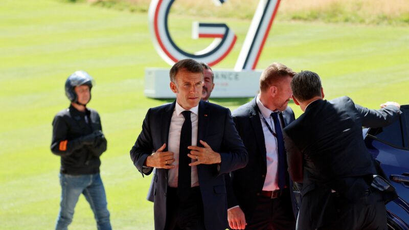 Missão para garantir segurança no Estreito de Ormuz pode ser iniciada em até 3 dias após acordo entre EUA e Irã, diz Macron