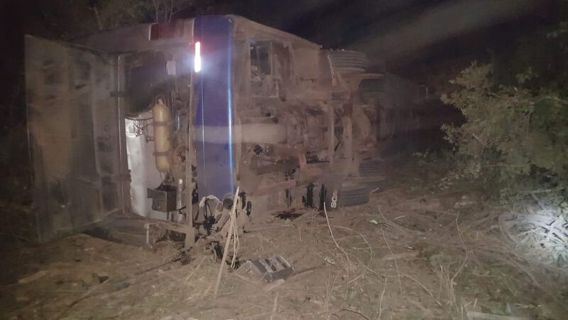 Acidente na BR-226 no Maranhão deixa duas mortes em ônibus de time sub-17
