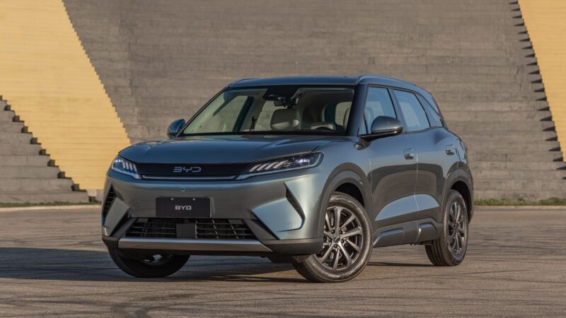 BYD lança no Brasil o Atto 2 DM-i Flex, primeiro SUV híbrido plug-in flex da marca