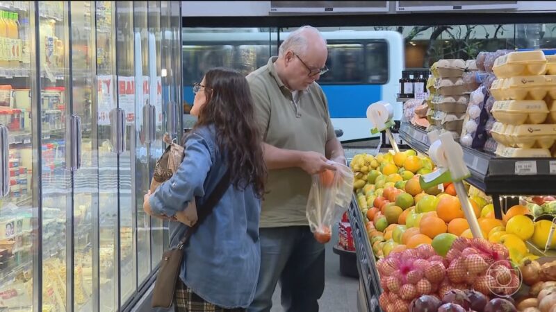 Governo revisa inflação para 5,1% em 2026 e projeta estouro da meta influenciado por alta dos alimentos e conflito no Oriente Médio
