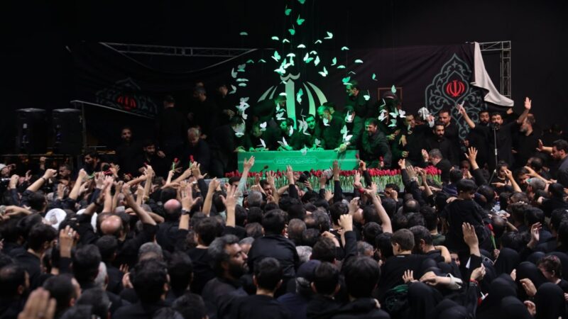 Teerã se prepara para funeral de Ali Khamenei com forte esquema de segurança e expectativa de milhões