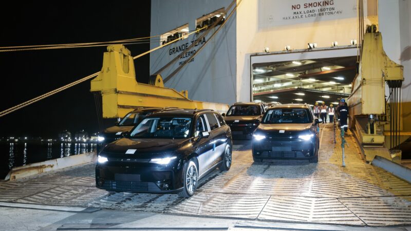 Carros chineses já são mais da metade dos importados no Brasil em 2026, com eletrificados em alta de 120%