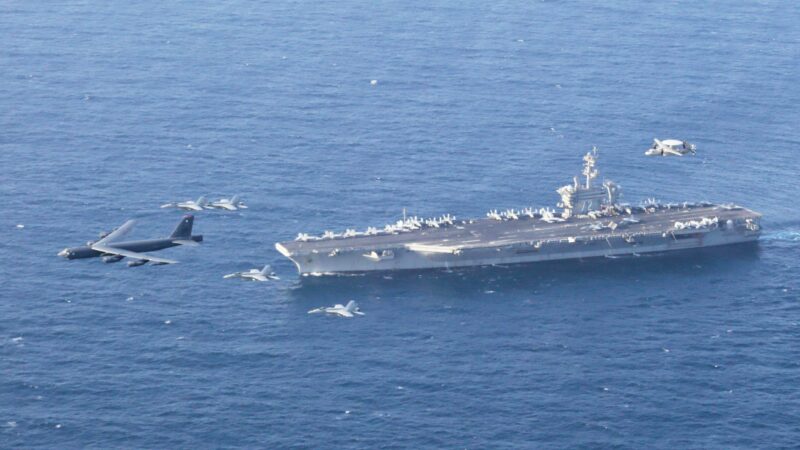 EUA enviam porta-aviões USS George Washington para substituir USS Abraham Lincoln no Oriente Médio