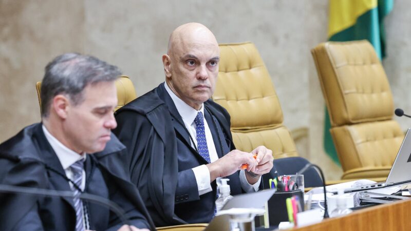 Alexandre de Moraes solicita à PF relatórios que mencionam ministros do STF