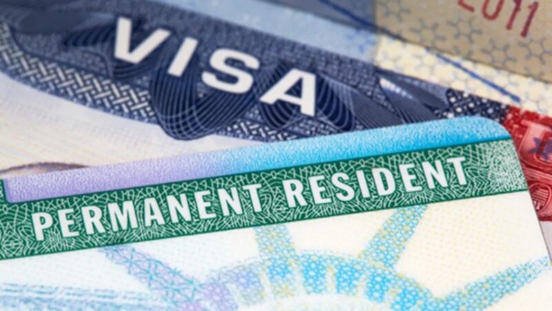 EUA lançam opção para acelerar entrevista de visto B1/B2 com taxa extra de US$ 750