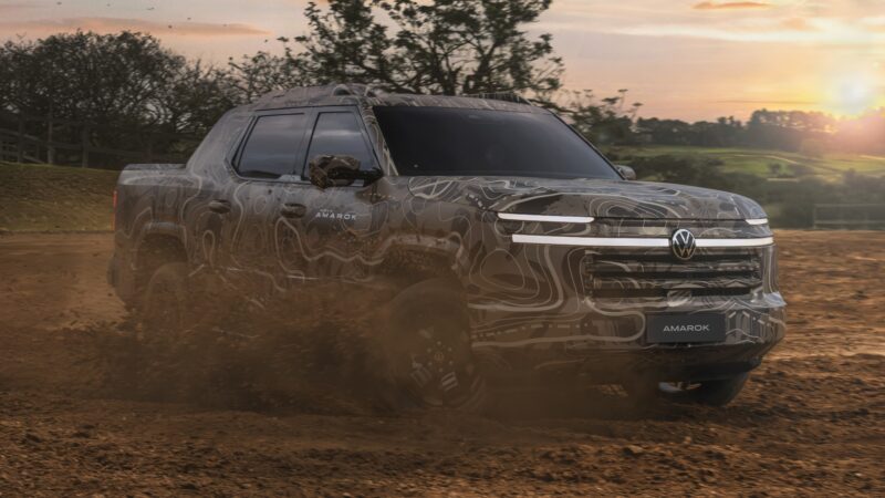 Volkswagen anuncia nova Amarok para 2027 com mais potência e revela picape Tukan para o Brasil