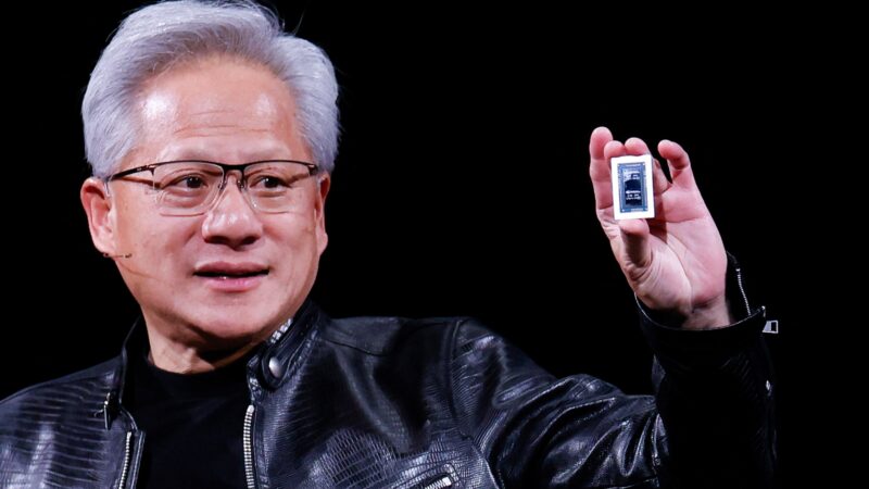 Nvidia alcança valor de mercado próximo a US$ 6 trilhões após alta nas ações